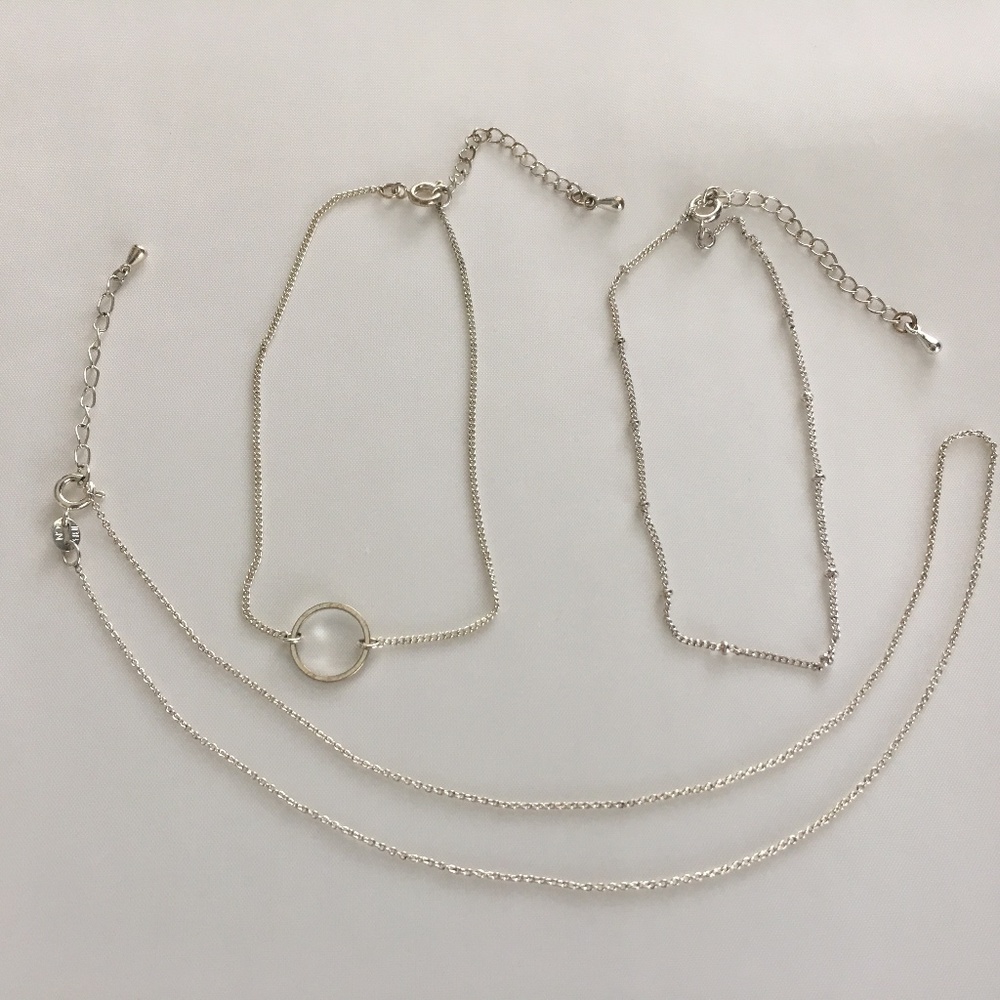 Silver-like Jewelry Set - Chain & 2 Bracelets